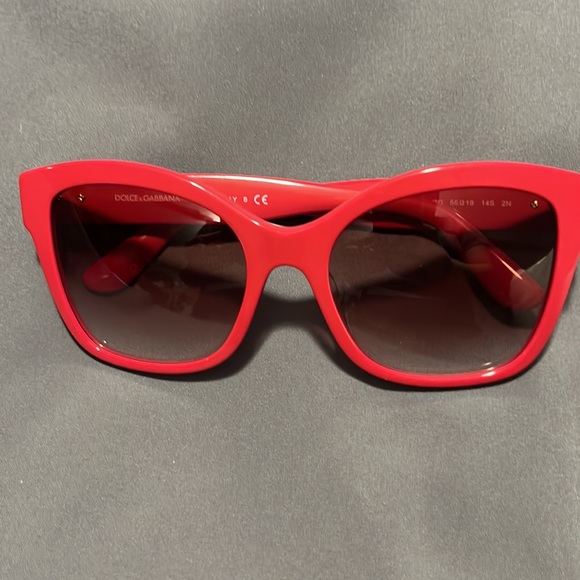 Dolce & Gabbana Authentic Red gradient lenses with Gold insignia - Picture 2 of 8